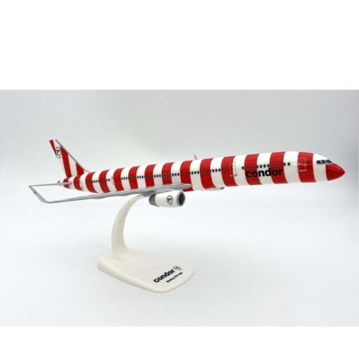 Condor airplane model Boeing 757 red striped 1:200 Limox Wings