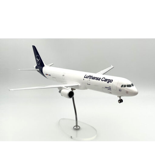 Limox Wings 1:100 Lufthansa Cargo A321-200F D-AEUC – Bild 2