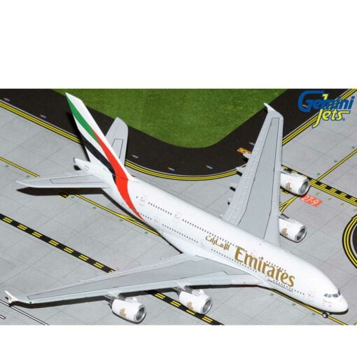 GeminiJets Emirates A6-EVC A380-800 Scale 1:400