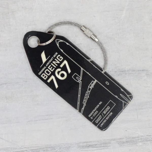 Aviationtag Shanghai Airlines Boeing 767 schwarz