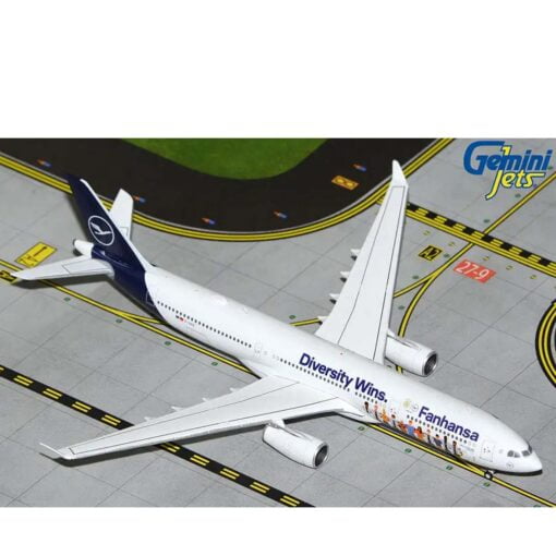 GeminiJets Airbus A330-300 Lufthansa D-AIKQ model airplane scale 1:400