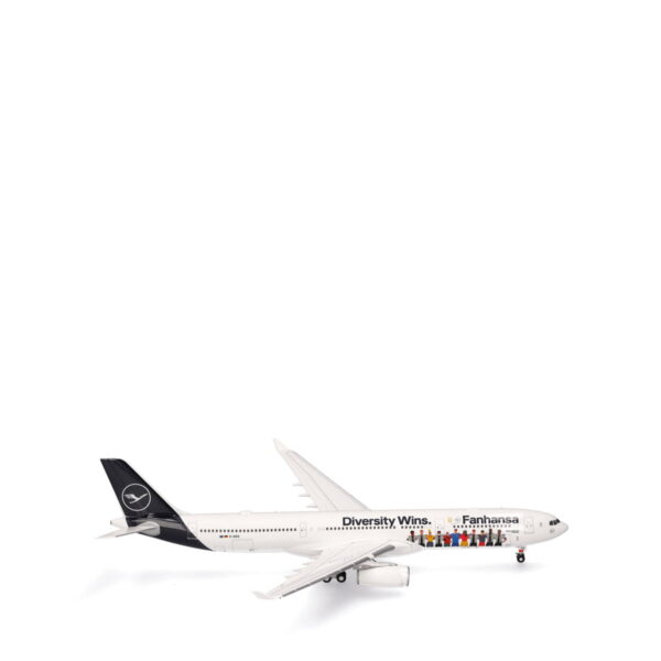 Herpa Lufthansa Airbus A330-300 "Fanhansa - Diversity Wins" - D-AIKQ 572774