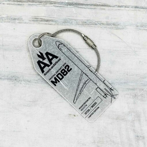 Aviationtag American Airlines N922TW silber