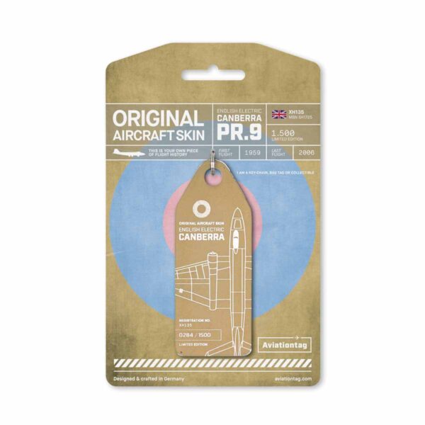 Aviationtag Canberra PR.9 Royal Air Force XH135 braun