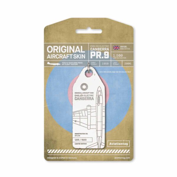 Aviationtag Canberra PR.9 Royal Air Force XH135 weiß