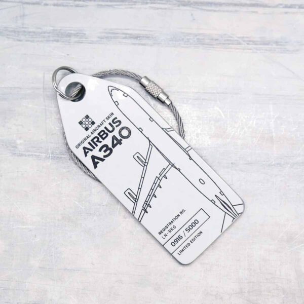 Aviationtag SAS Scandinavian Airlines A340 grau