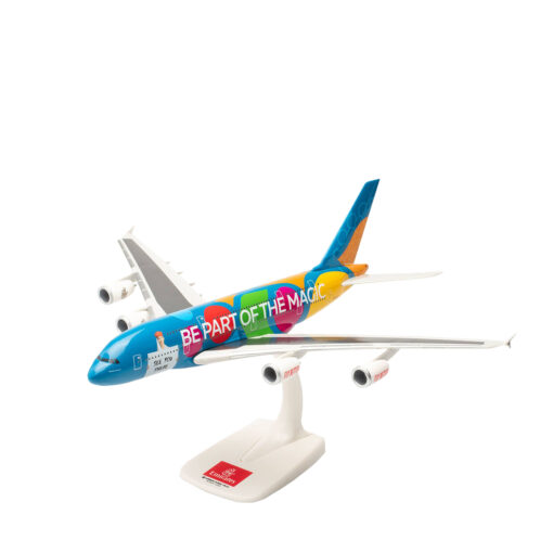 Herpa Wings Snapfit 1:250 Emirates A380 A6-EOT 613842