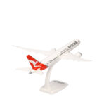 Herpa Wings Snapfit 1:200 Qantas Boeing 787-9 VH-ZNA 611770 – Bild 4