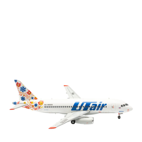 Herpa Wings 1:200 UTair Express Sukhoi Superjet 100 RA-89033 572897