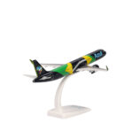 Herpa Wings Snapfit 1:200 Azul A321neo PR-YJE 613682 – Bild 4