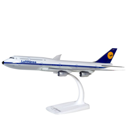 Herpa Wings Snapfit 1:250 Lufthansa Boeing 747-8 D-ABYT 610599