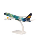 Herpa Wings Snapfit 1:200 Icelandair Boeing 757-300 TF-FIU 610735-001 – Bild 3