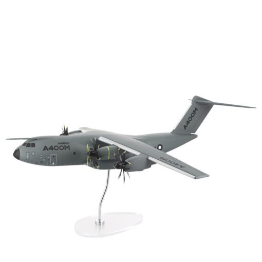 Airbus 1:100 A400M Modell