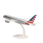 Herpa Wings Snapfit 1:200 American Airlines Boeing 787-9 N820AL 612043 – Bild 3