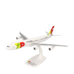 Herpa Wings Snapfit 1:200 TAP Air Portugal A340-300 CS-TOB 614528