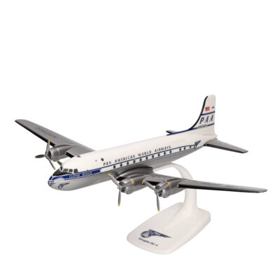 Herpa Wings Snapfit 1:125 Pan American World Airways Douglas DC-4 N90906 612784