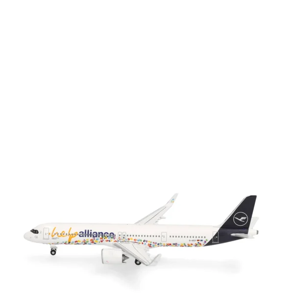 Herpa Wings Lufthansa Airbus A321neo "Help Alliance" - D-AIEP
