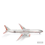 Herpa American Airlines Boeing 777-300ER - Flagship Heritage Livery - N735AT 574020