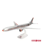 Herpa American Airlines Snapfit Flugzeugmodell 1:200 Boeing 777-300ER Flagship Heritage Livery N735AT