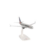 Herpa Wings Snapfit 1:200 American Airlines Boeing 737 Max 8 N306RC 614580 – Bild 2