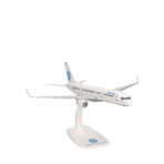 Herpa Wings Snapfit 1:200 Pan Am Boeing 757-200 TF-FIC 614603 – Bild 2