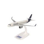 Herpa Wings Snapfit 1:200 SAS Scandinavian Airlines A320neo SE-ROX 612708
