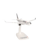 Herpa Wings Snapfit 1:200 Air France A220-300 F-HZUA 613507 – Bild 2
