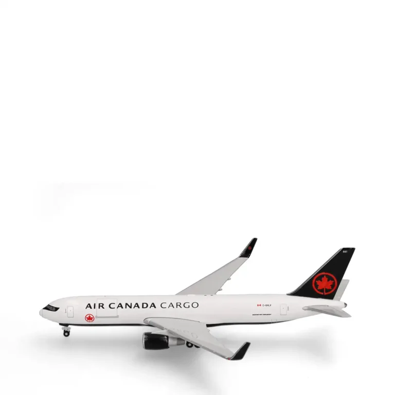 Herpa 539210 Air Canada Cargo Boeing 767-300F C-GHLV Sammlermodell