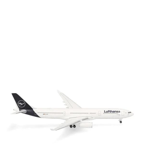 Herpa 538954 Lufthansa A330-300 D-AIKS 1:500 "Kassel" Flugzeugmodell