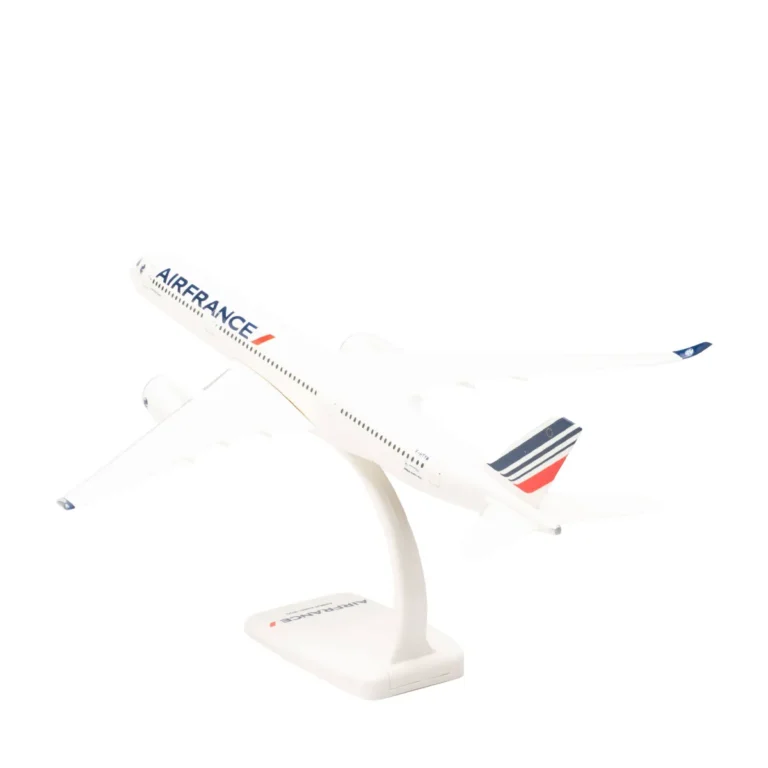 Herpa Air France Snapfit Flugzeugmodell 612470-001 1:200 Airbus A350-900 2021 Livery F-HTYM „Fort-de-France“