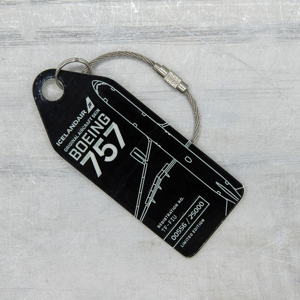 Aviationtag Icelandair Boeing 757 Hekla Aurora schwarz