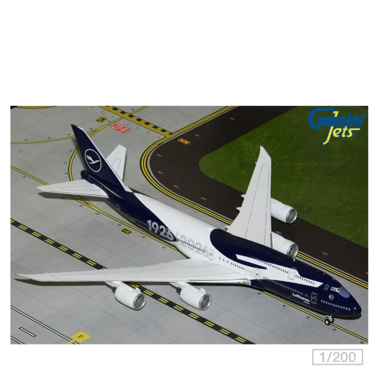 GeminiJets Boeing 747-8 Lufthansa "100th Anniversary" D-ABYN 1:200 Modellflugzeug