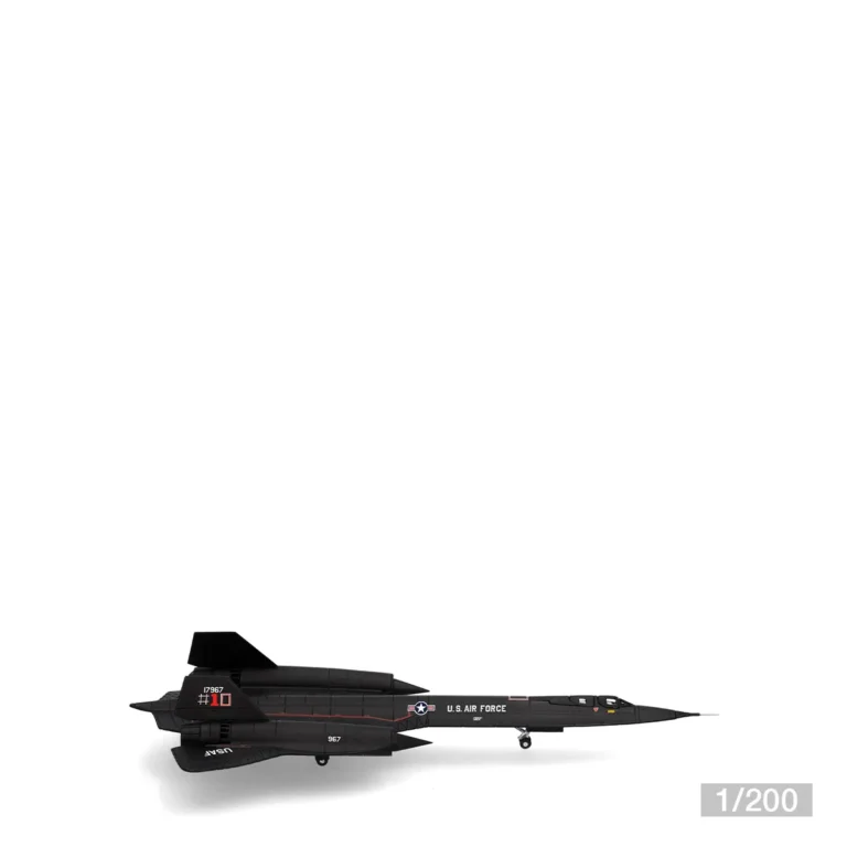 Herpa Wings Modell 1:200 U.S. Air Force Lockheed SR-71A Blackbird 574310